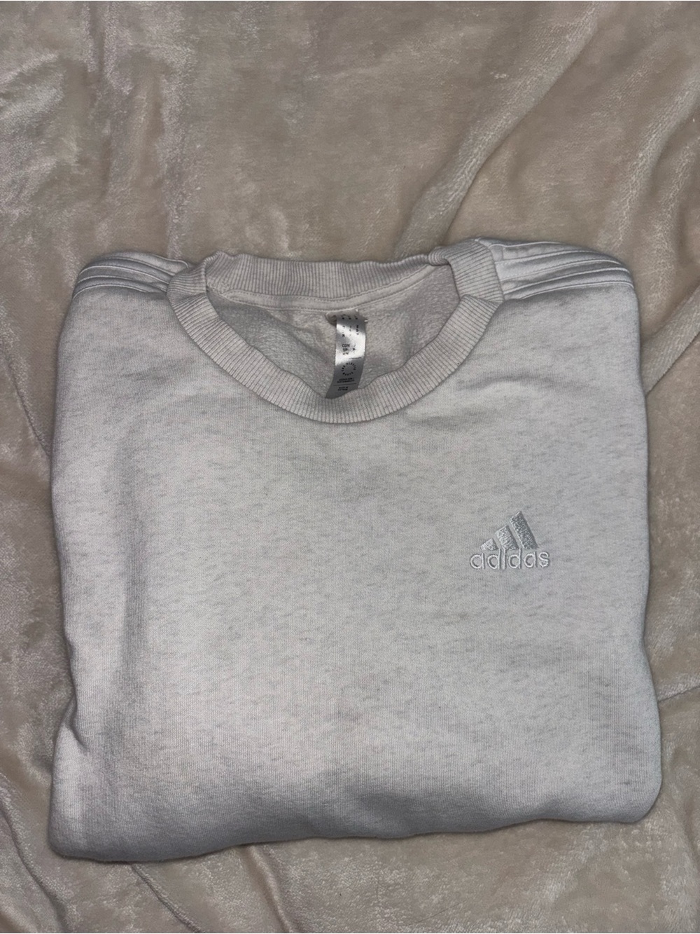 Adidas women’s sweatshirt - Picture 5 of 6